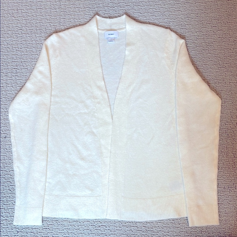 Elegant Cream Cardigan Sweater Old Navy Brand women’s size S